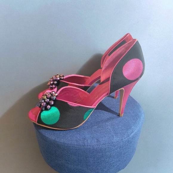 Black Fabric Polka-dot Open Toe Heels - Picture 6 of 6